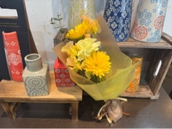 卒業式用花束1500円